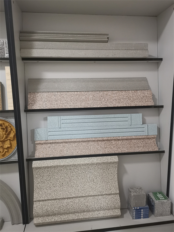 發(fā)泡陶瓷板及發(fā)泡陶瓷構(gòu)件